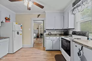 507 W 3rd St, Greenville, NC 27834 - Photo 17
