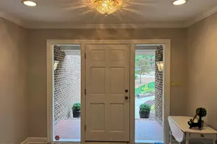8844 Woodyhill Rd, Raleigh, NC 27613 - Photo 15