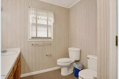 558 Rowland Street, Henderson, NC 27536 - Photo 25