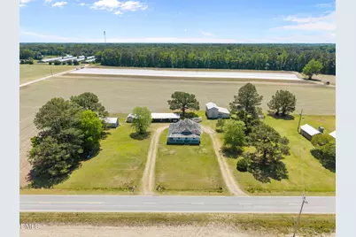 754 5 Points Road, Benson, NC 27504 - Photo 5
