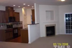 237 Linden Park Ln, Cary, NC 27519 - Photo 5