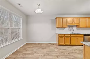 120 Gatwick Ct, Clayton, NC 27520 - Photo 3