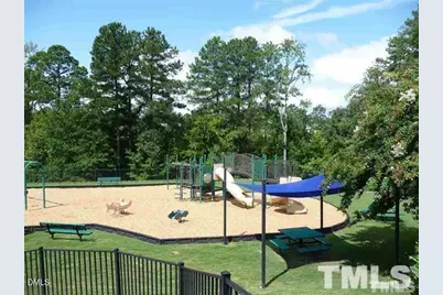 5404 Glorietta Circle, Raleigh, NC 27613 - Photo 37