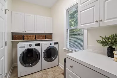 300 Parkgate Drive, Cary, NC 27519 - Photo 15
