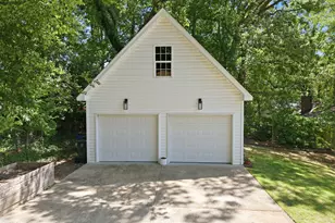 214 Northfield Dr, Raleigh, NC 27609 - Photo 3