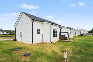 996 Red Hill Church Rd, Dunn, NC 28334 - Photo 5