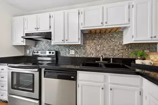 112 Broad Leaf Cir, Raleigh, NC 27613 - Photo 27