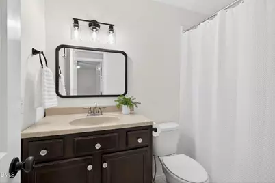 112 Broad Leaf Circle, Raleigh, NC 27613 - Photo 15