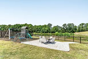 434 Windy Farm Dr, Fuquay Varina, NC 27526 - Photo 3