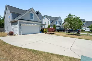 1324 Forest Fern Ln, Fuquay Varina, NC 27526 - Photo 3