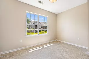 379 E Willhaven Dr, Fuquay-Varina, NC 27526 - Photo 5