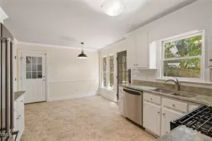 4712 Forest Highland Dr, Raleigh, NC 27604 - Photo 15