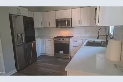 4500 Hollirose Place, Raleigh, NC 27616 - Photo 9
