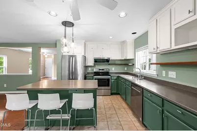 4000 Remington Oaks Circle, Cary, NC 27519 - Photo 17