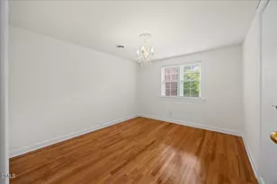 1627 Sutton Dr, Raleigh, NC 27605 - Photo 21