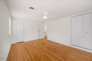 1627 Sutton Dr, Raleigh, NC 27605 - Photo 17
