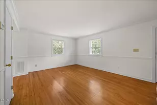 1627 Sutton Dr, Raleigh, NC 27605 - Photo 7