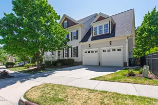 404 Millsfield Dr, Cary, NC 27519 - Photo 3