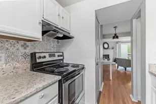 7734 Kingsberry Ct, Raleigh, NC 27615 - Photo 5