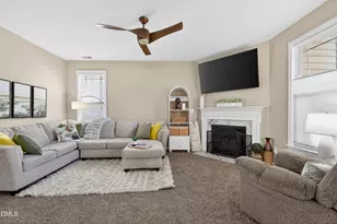 2304 Sapphire Valley Dr, Raleigh, NC 27604 - Photo 17