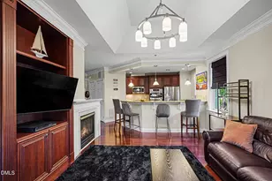 10400 Rosegate Ct, Raleigh, NC 27617 - Photo 11