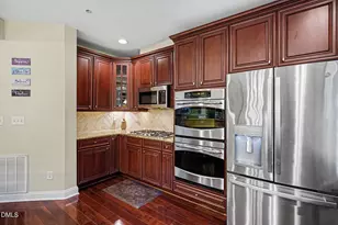 10400 Rosegate Ct, Raleigh, NC 27617 - Photo 15