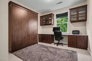 10400 Rosegate Ct, Raleigh, NC 27617 - Photo 19