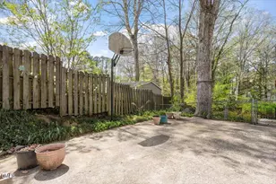 4005 Balsam Dr, Raleigh, NC 27612 - Photo 35