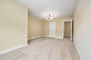 8000 Upper Lake Dr, Raleigh, NC 27615 - Photo 39