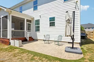 257 Pointe Park Cir, Holly Springs, NC 27540 - Photo 31