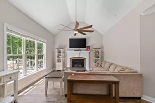 136 Mantle Dr, Clayton, NC 27527 - Photo 7