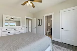 105 River Ledge Dr, Holly Springs, NC 27540 - Photo 73