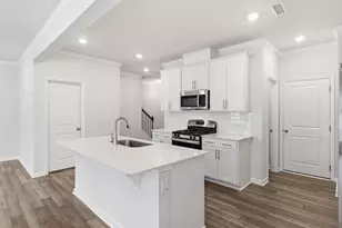 388 Garden Vine Trl, Raleigh, NC 27610 - Photo 3