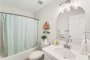 720 Bellmeade Bay Dr, Durham, NC 27703 - Photo 17