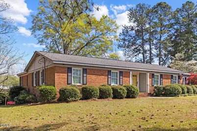 805 S Parrish Street, Lillington, NC 27546 - Photo 3