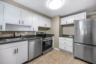 917 St Marys St, Raleigh, NC 27605 - Photo 15