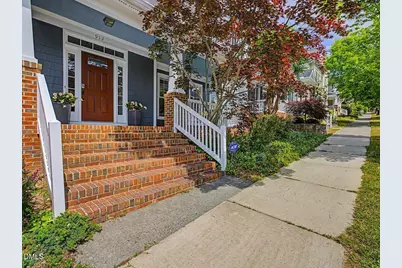 913 Edgewater Circle, Chapel Hill, NC 27516 - Photo 5