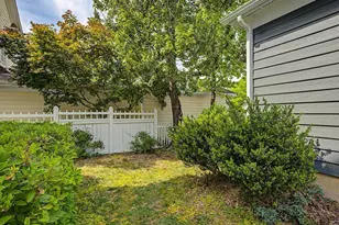 913 Edgewater Cir, Chapel Hill, NC 27516 - Photo 41
