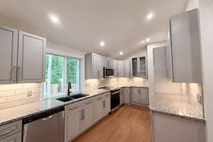 6625 Suburban Dr, Raleigh, NC 27615 - Photo 7