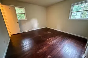 4717 Radcliff Rd, Raleigh, NC 27609 - Photo 5