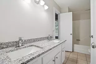 104 E Caroline Ave, Smithfield, NC 27577 - Photo 25
