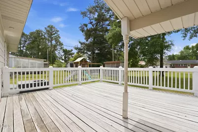 104 E Caroline Avenue, Smithfield, NC 27577 - Photo 29