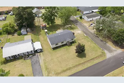 104 E Caroline Avenue, Smithfield, NC 27577 - Photo 37