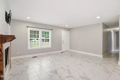 104 E Caroline Avenue, Smithfield, NC 27577 - Photo 7