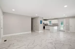 104 E Caroline Ave, Smithfield, NC 27577 - Photo 5