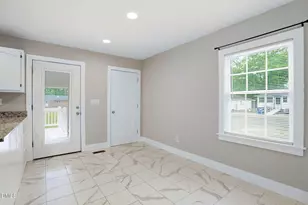 104 E Caroline Ave, Smithfield, NC 27577 - Photo 9