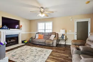 116 Serenity Pointe Dr, Selma, NC 27576 - Photo 5