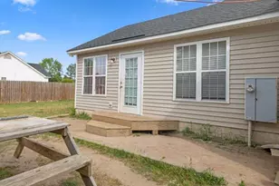 113 Shadow Bend Ln, Selma, NC 27576 - Photo 21