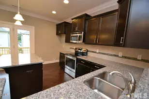 1440 Providence Green Ln, Apex, NC 27502 - Photo 5