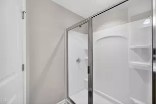 72 E Grove Point Dr, Clayton, NC 27527 - Photo 25